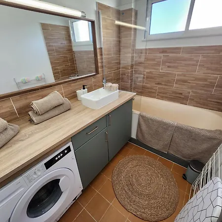Apartment T2 Front De Moriani-plage