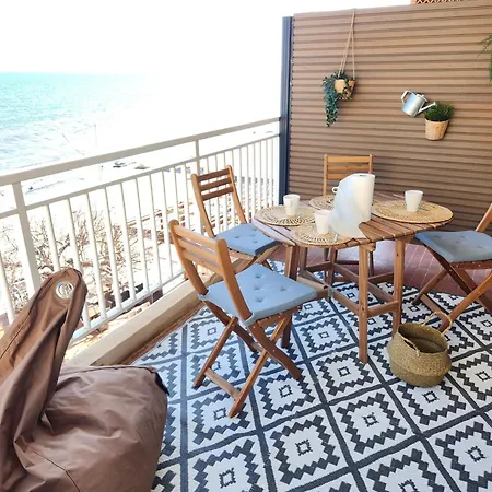 T2 Front De Moriani-plage Apartment *